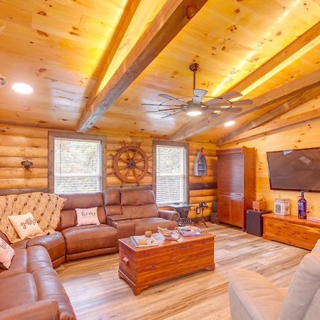 Pet-Friendly Chattanooga Cabin With Hot Tub And Kayaks 外观 照片