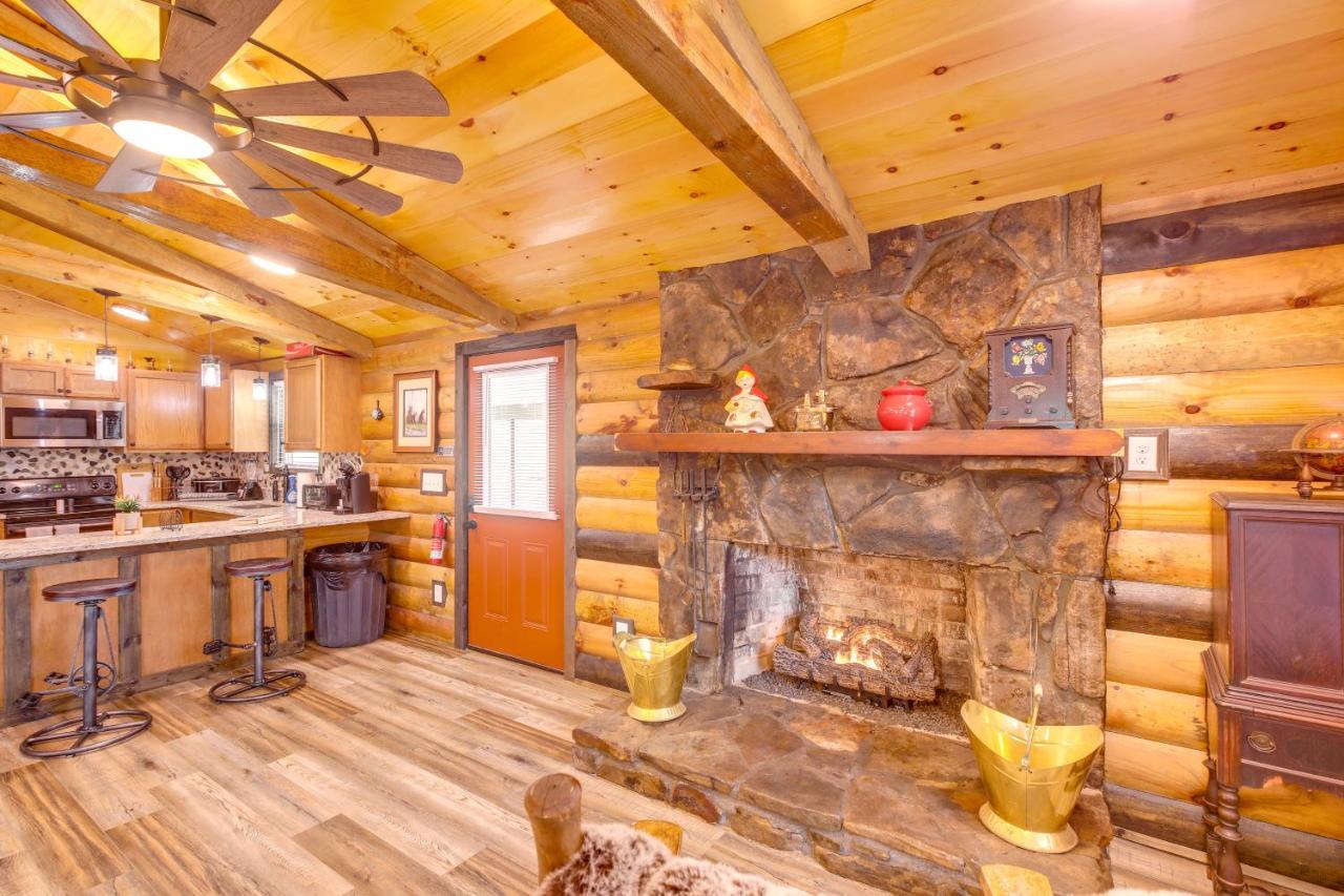 Pet-Friendly Chattanooga Cabin With Hot Tub And Kayaks 外观 照片