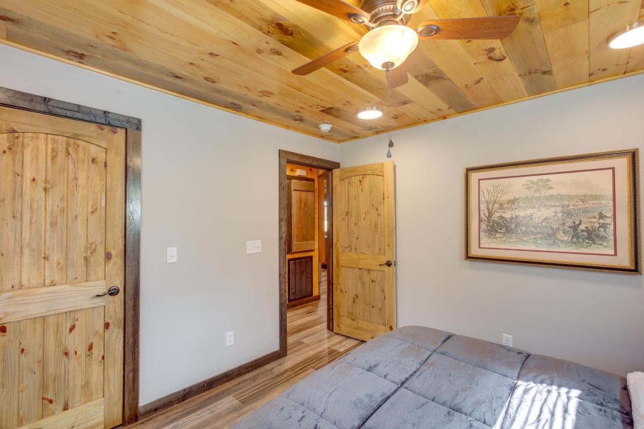 Pet-Friendly Chattanooga Cabin With Hot Tub And Kayaks 外观 照片