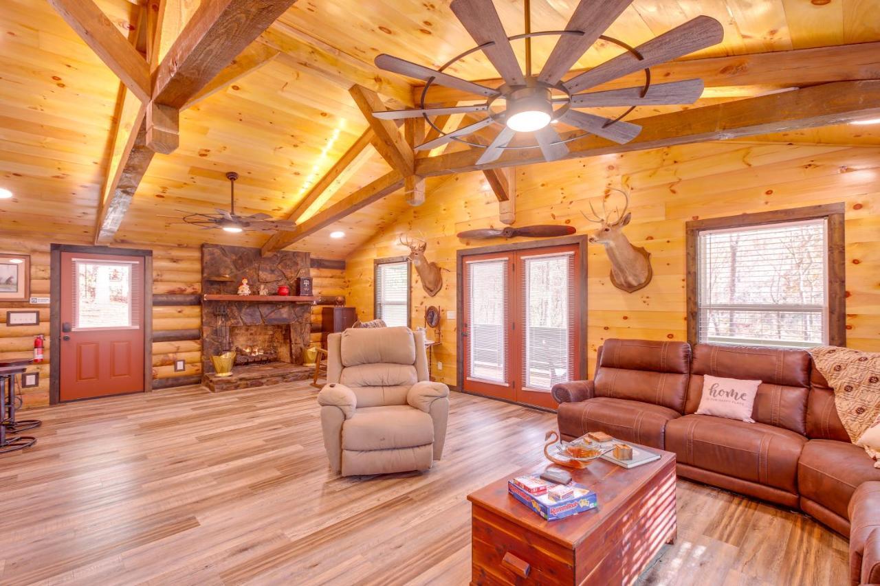 Pet-Friendly Chattanooga Cabin With Hot Tub And Kayaks 外观 照片